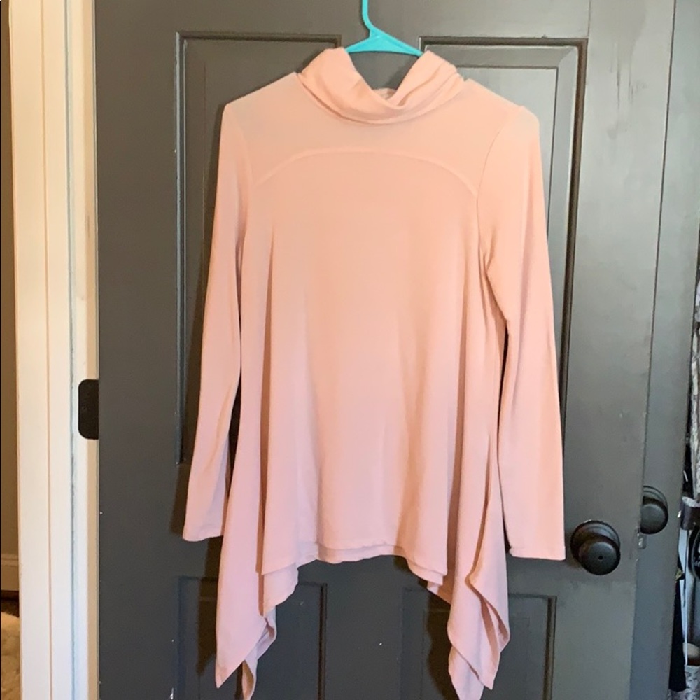 Women’s pink sweater size small
